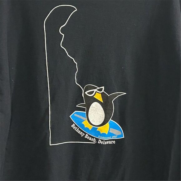 Bethany Beach Delaware Penguin Logo Men's T-Shirt Black Size L - Picture 5 of 13